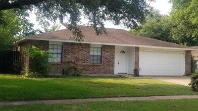 Building Photo - 3811 Cypressdale Dr