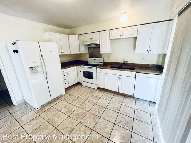 Building Photo - 3 br, 2.5 bath House - 33040 Compton Ct.