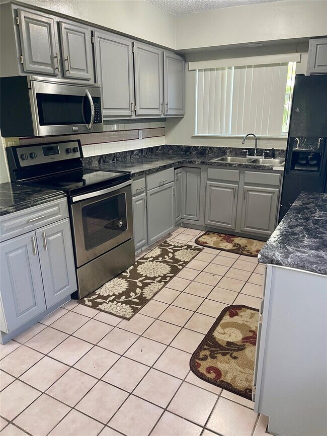 Foto del edificio - 2807 Polk St