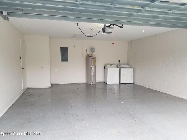 Foto del edificio - 1579 Wichita Blvd SE