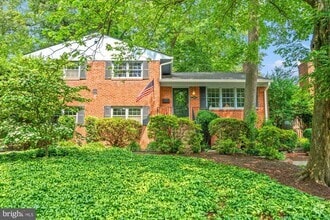 Building Photo - 809 E Timber Branch Pkwy