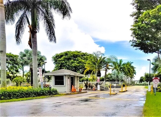 Foto del edificio - 900 Constitution Dr