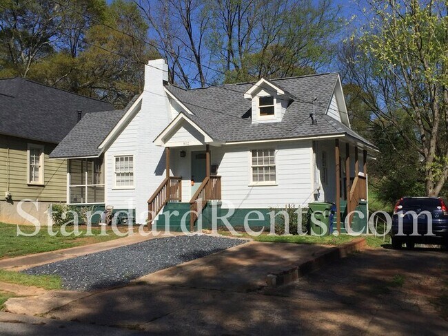 Foto del edificio - 802 United Ave SE