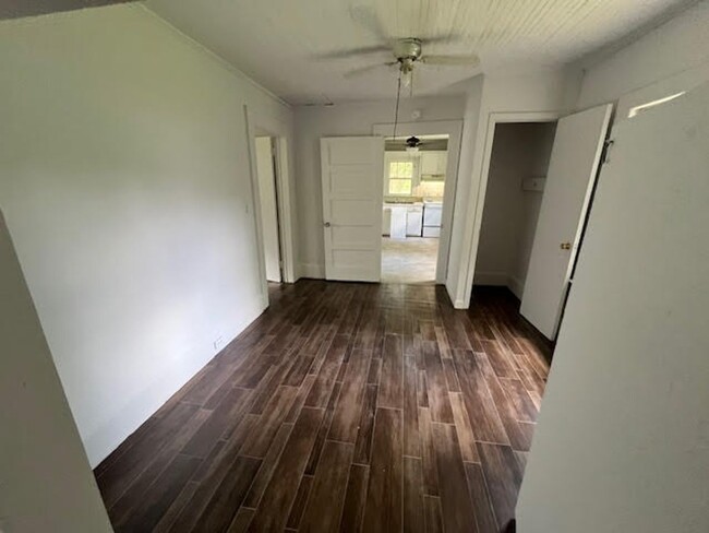 Building Photo - 1419 McAdoo St