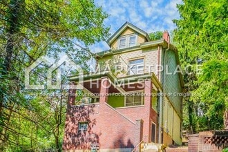 Building Photo - 97 Royal St