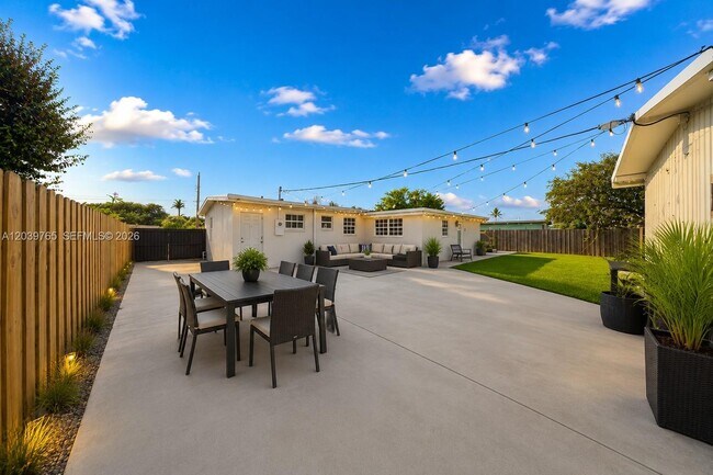 Foto del edificio - 10731 SW 51st Dr