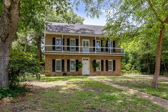 Building Photo - 424 W Lee St