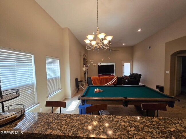 Foto del edificio - 3713 Star Beach Ln