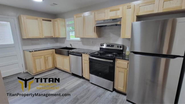 Building Photo - 2Bed/1Bath House