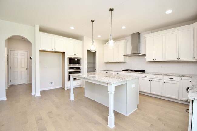 Building Photo - Brand New Hugston Home Near Lee Scott Acad...