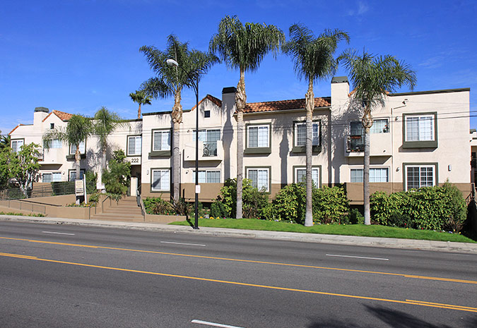 Primary Photo - Brighton Vista Apartments