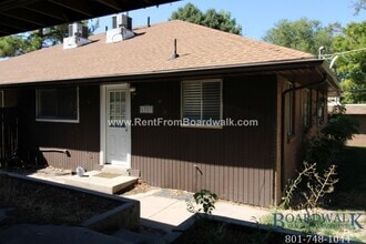Building Photo - 1785 Lincoln Ln