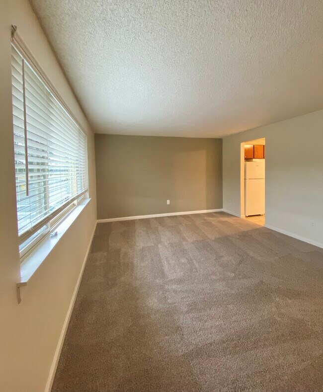 5906 158th Avenue Ct E Unit C, Sumner, WA 98390 Apartments in Sumner