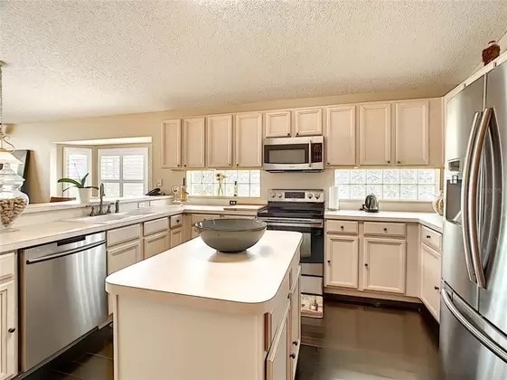 Foto del edificio - 12837 Hunter's Vista Blvd