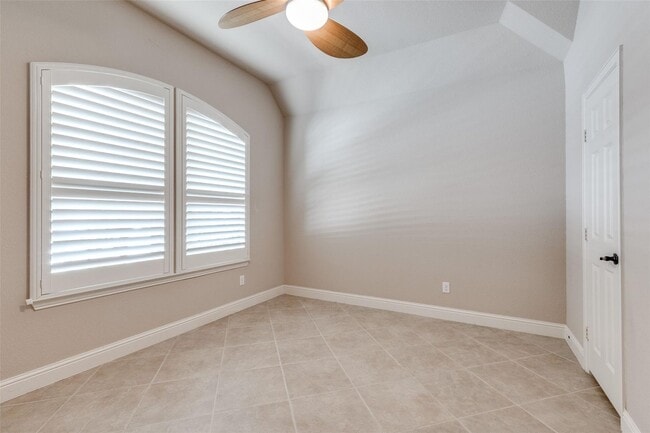 Photo - 15600 Fire Creek Ln House