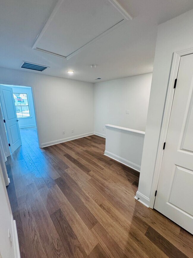 Building Photo - Marigold Floorplan in Bennett Village