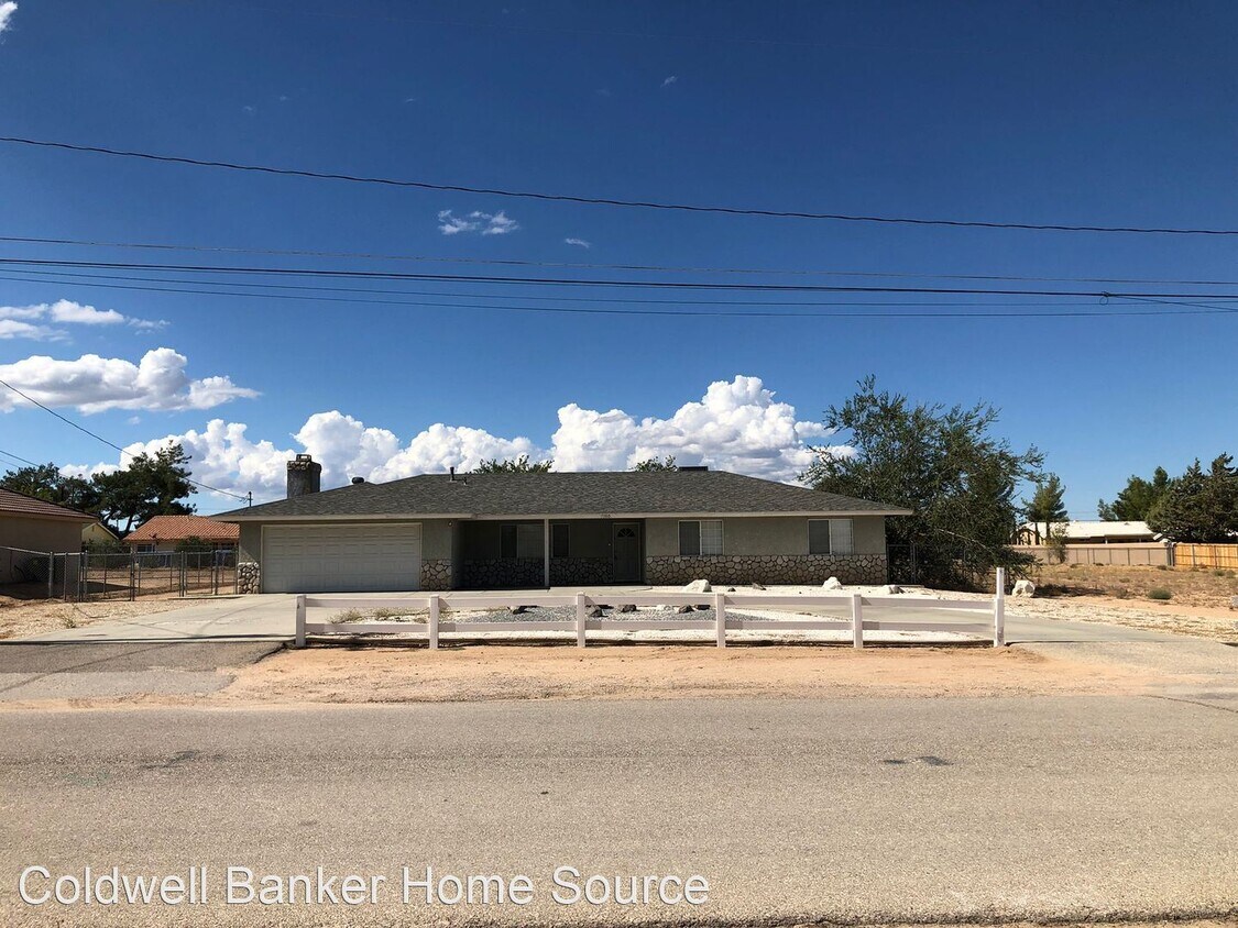 3 br, 2 bath House 7990 Sherborn Ave. House Rental in Hesperia, CA