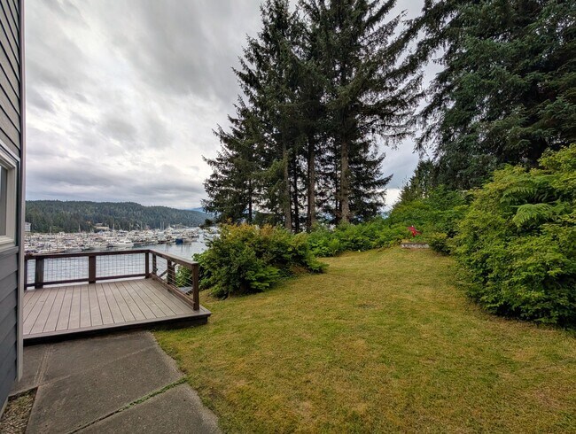 Foto del edificio - Unfurnished Auke Bay Home, 3BD+Den, 2BA, H...