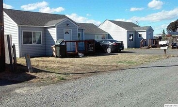 Building Photo - 120 Sturdevant Rd