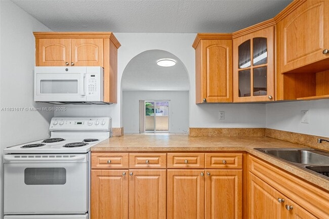 Building Photo - 9952 SW 88th St