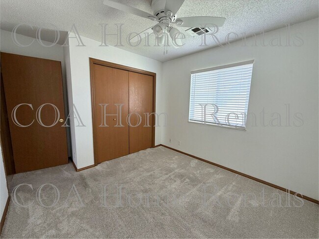 Foto del edificio - Great West side condo