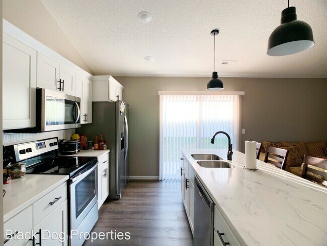 Building Photo - 3 br, 2 bath House - 1603 Hill Valley Drive