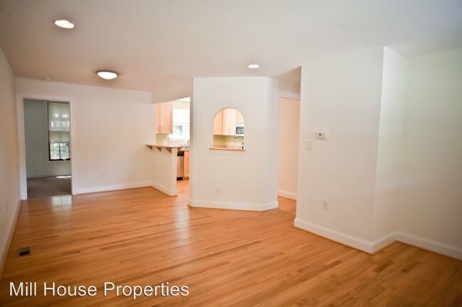 Building Photo - 116 Bim St