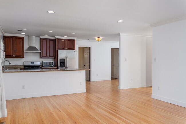 Building Photo - 38 Cameo Ct