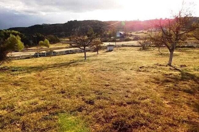 Foto del edificio - 48775 Forest Springs Rd