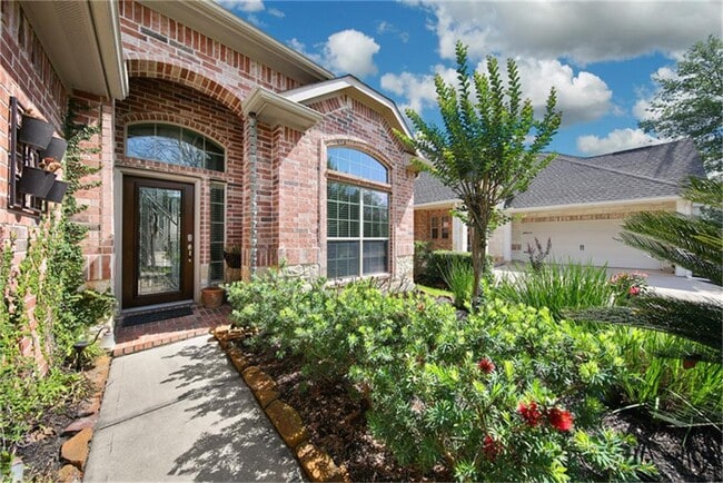 Building Photo - 139 Sweet Leaf Grove Ln