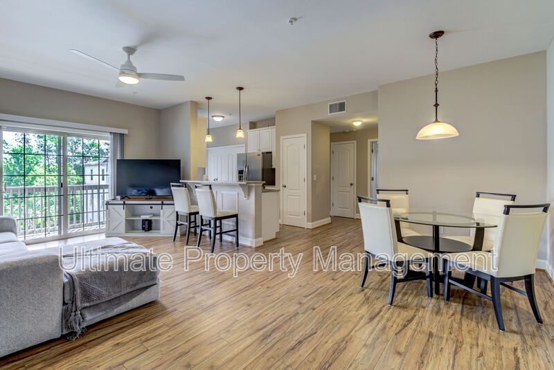 Foto principal - 119 Covil Ave