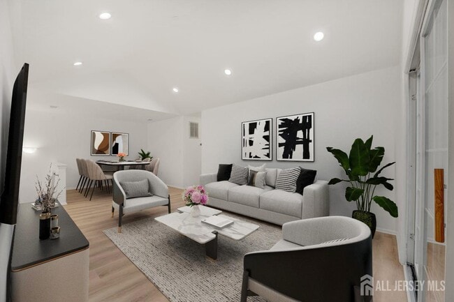 Foto del edificio - 606 Cypress Ln