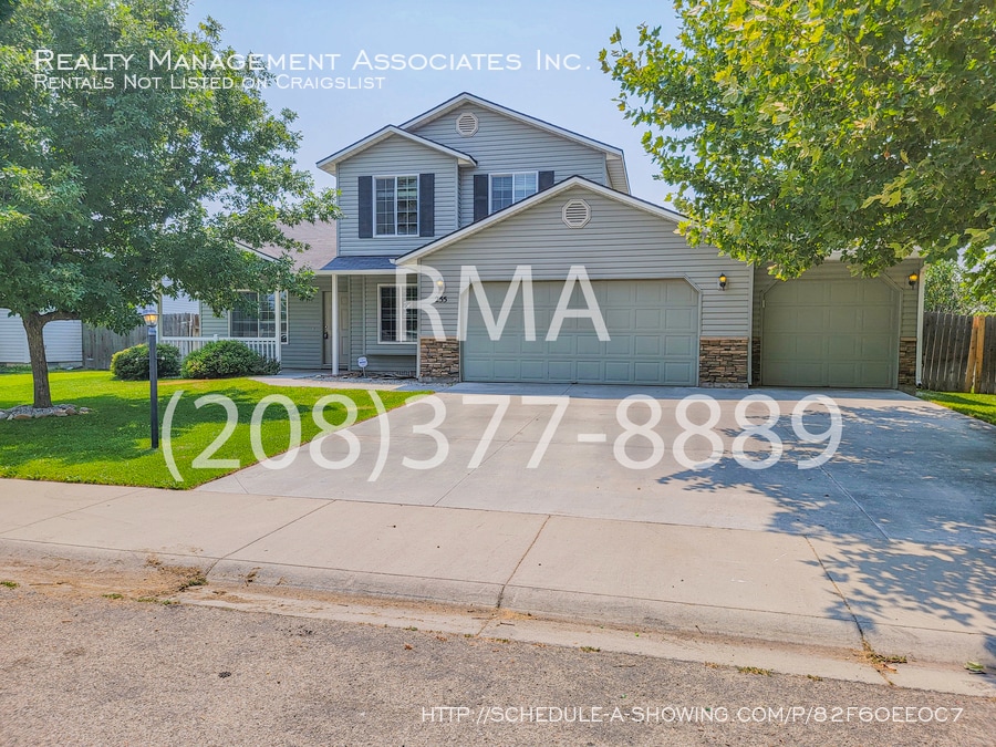 Spacious home located in Kuna with a large... House Rental in Kuna