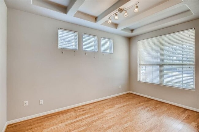 Foto del edificio - 2554 Garlic Creek Dr