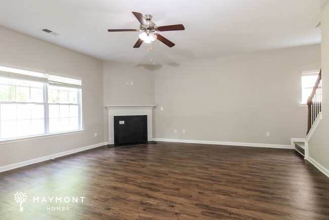 Building Photo - 1009 Campbell Ridge Dr