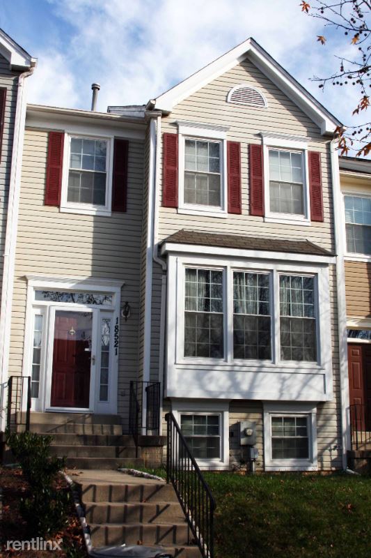 Primary Photo - 18521 Cherry Laurel Ln