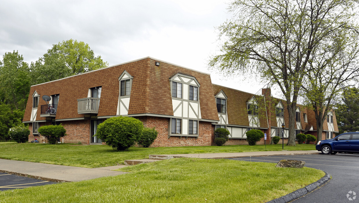 Primary Photo - Alt Stone Bridge Apartments