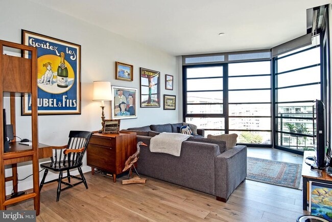 Foto del edificio - 1300 4th St SE