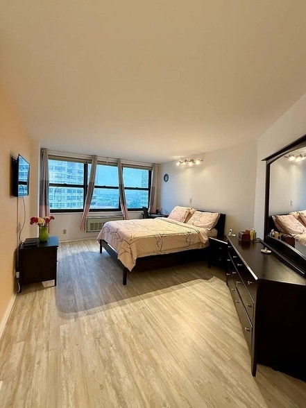 Foto del edificio - 7004 JFK Blvd E