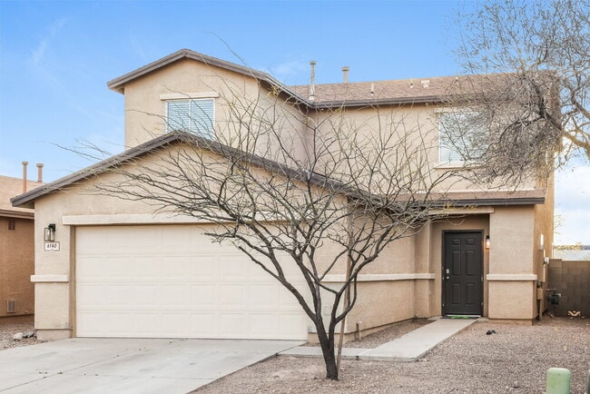 Building Photo - 6140 S Sunrise Valley Dr