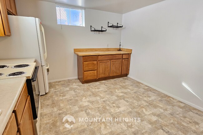 Foto del edificio - 9889 S Poppy Ln