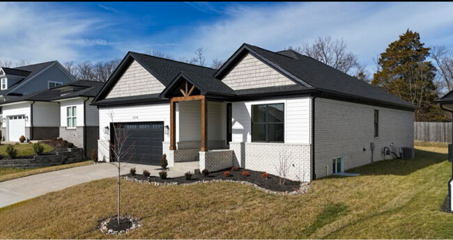 Building Photo - 12118 Cypress Ridge Dr