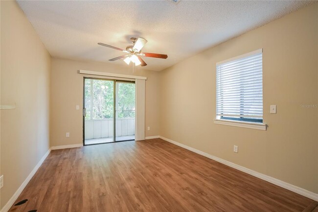 Foto del edificio - 2997 Moore Dr
