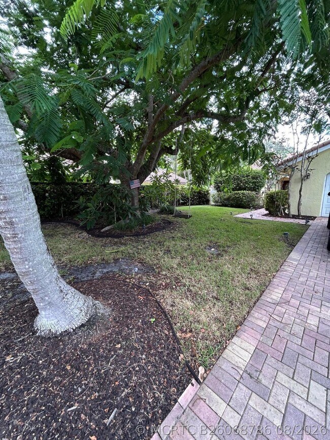 Foto del edificio - 1330 NW 22nd Ave