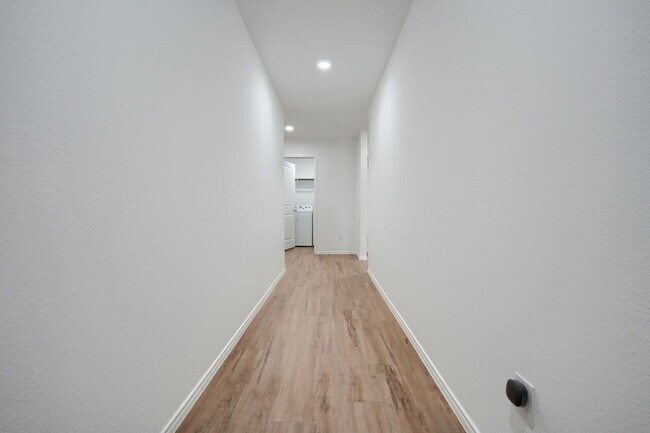 Foto del edificio - Well-Maintained Home in Princeton – Comfortable Living in a Growing Area