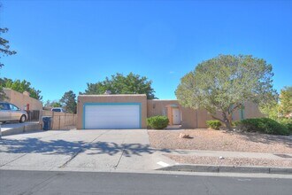 Building Photo - 13208 Blue Corn Maiden Trail NE