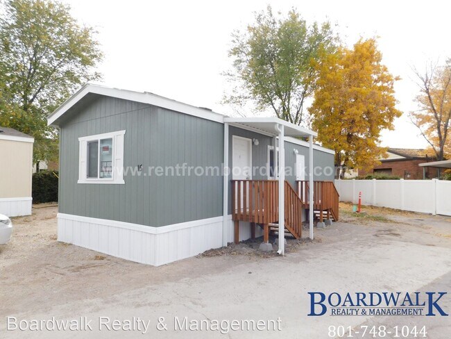 Building Photo - 3114 S 200 E