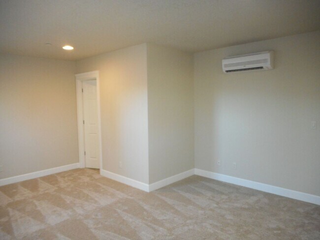 Foto del edificio - Luxurious Townhouse Living in Albany's Heart