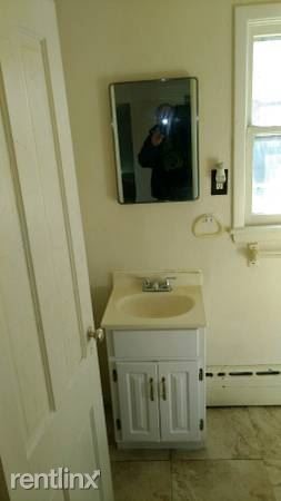 Foto del edificio - 1 br, 1 bath Apartment - 209 Spencer St