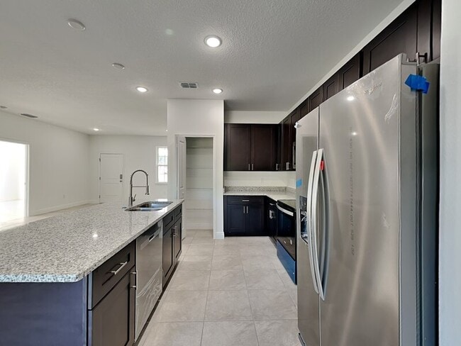 Building Photo - 178 Marion Oaks Pass